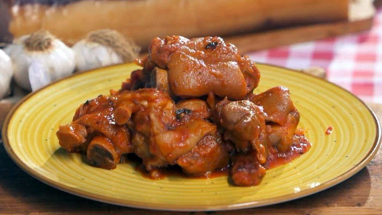 Tocană de unghii de porc de Bihor